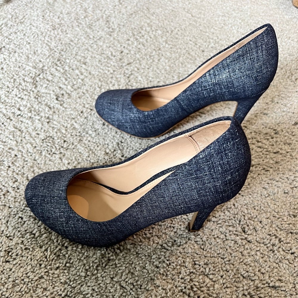 Classic Round-Toe Denim Pumps - Women's Navy Blue Heels